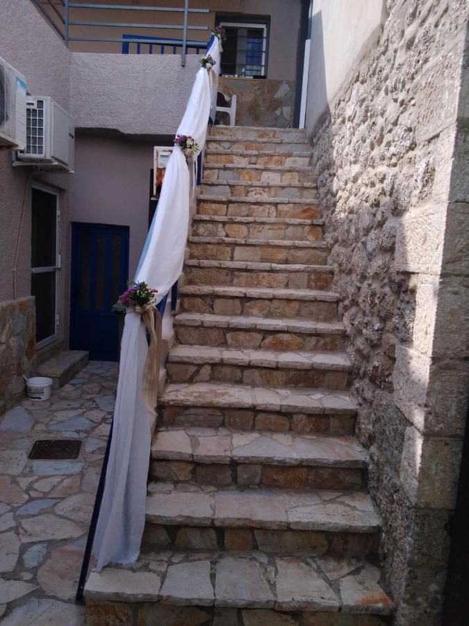 Ferienwohnung Crecian Water Front Aigeira Exterior foto